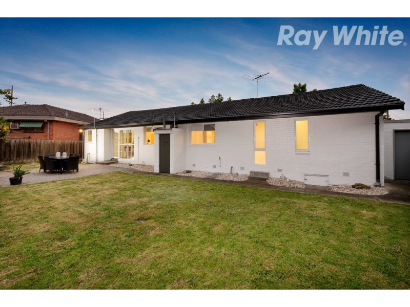 17 Cambridge Way, Bundoora VIC 3083