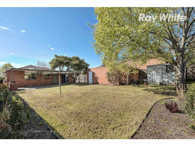 5 Lincoln Street, Watsonia North VIC 3087