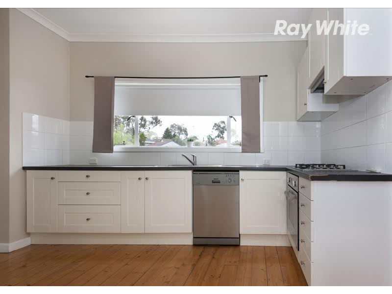 18 Lorimer Street, Greensborough VIC 3088