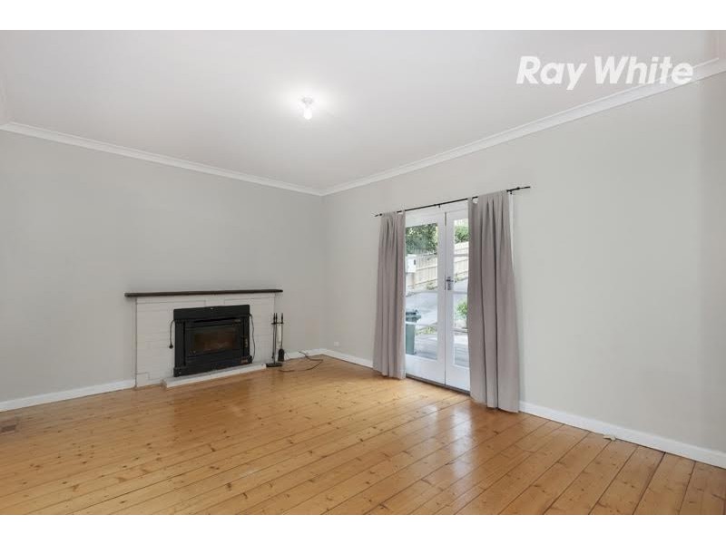 18 Lorimer Street, Greensborough VIC 3088