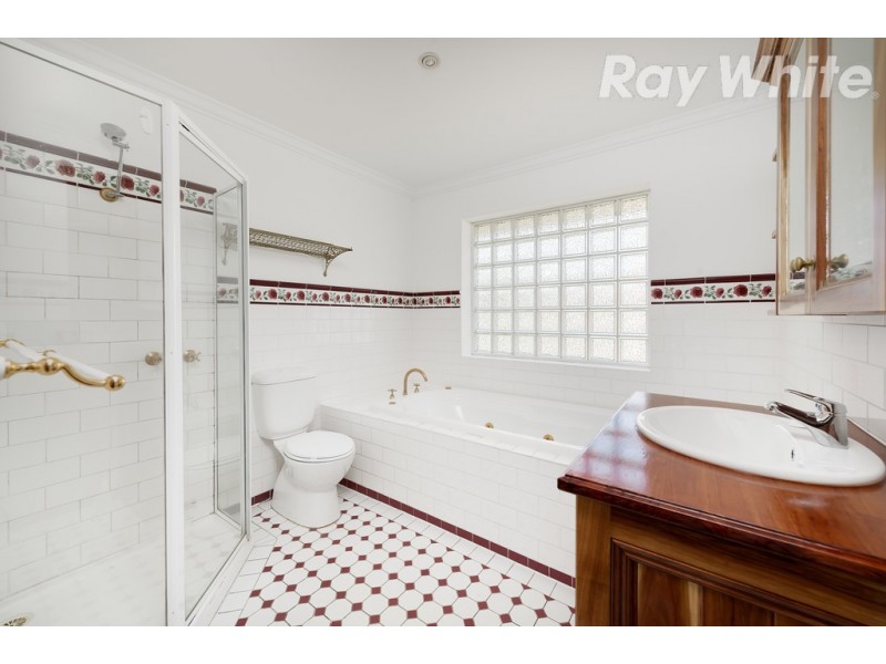 14 Ellerslie Street, Kingsbury VIC 3083