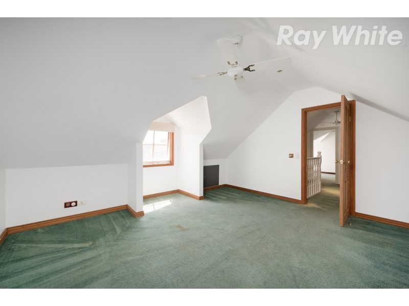 14 Ellerslie Street, Kingsbury VIC 3083