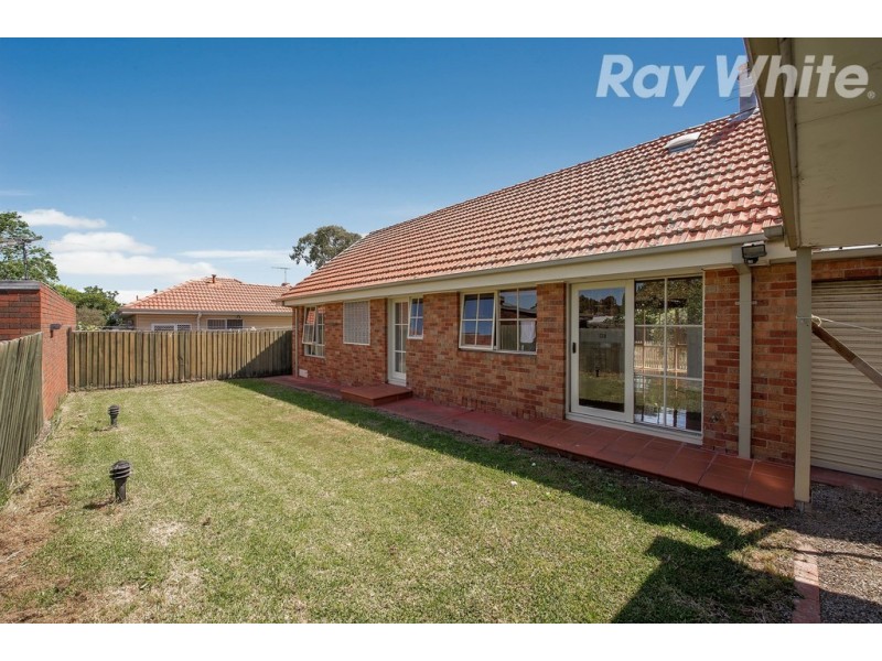 14 Ellerslie Street, Kingsbury VIC 3083