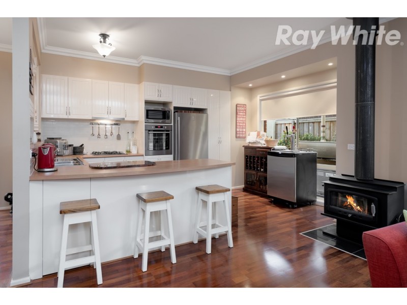 9 Escape Drive, Doreen VIC 3754