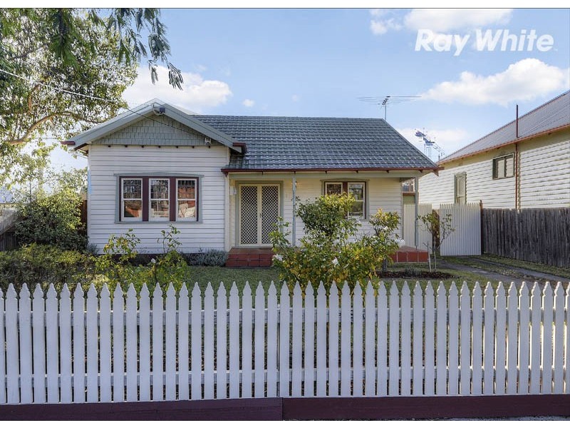 12 Spring Street, Preston VIC 3072