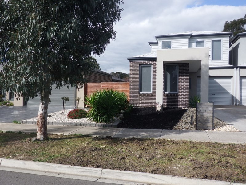 40 Tuross Crescent, South Morang VIC 3752