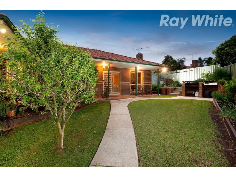 30 Binnak Drive, Watsonia North VIC 3087