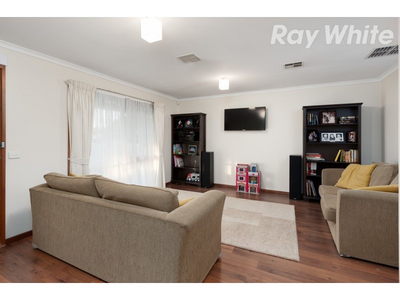 80 Garden Grove Drive, Mill Park VIC 3082