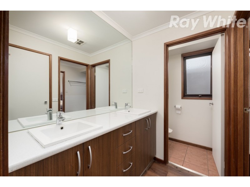 80 Garden Grove Drive, Mill Park VIC 3082