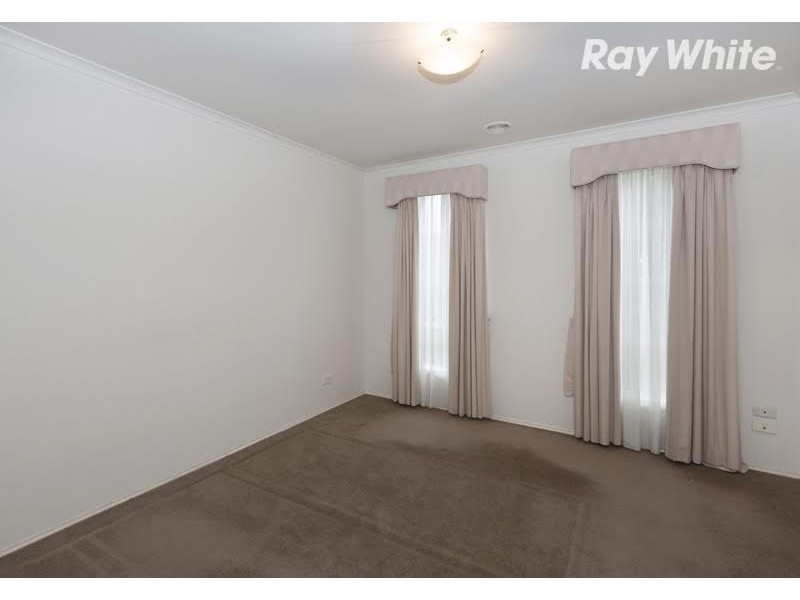 17 Parkhaven Avenue, Kingsbury VIC 3083