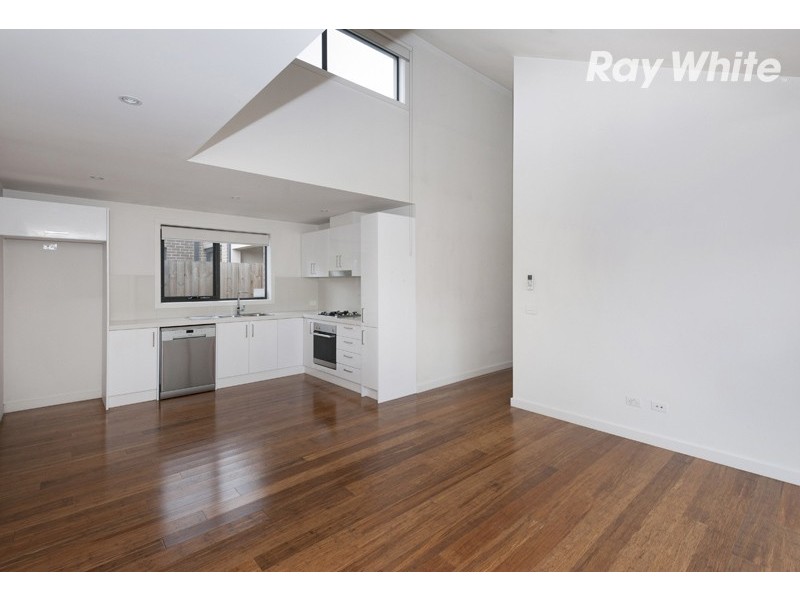 4/147 Purinuan Road, Reservoir VIC 3073