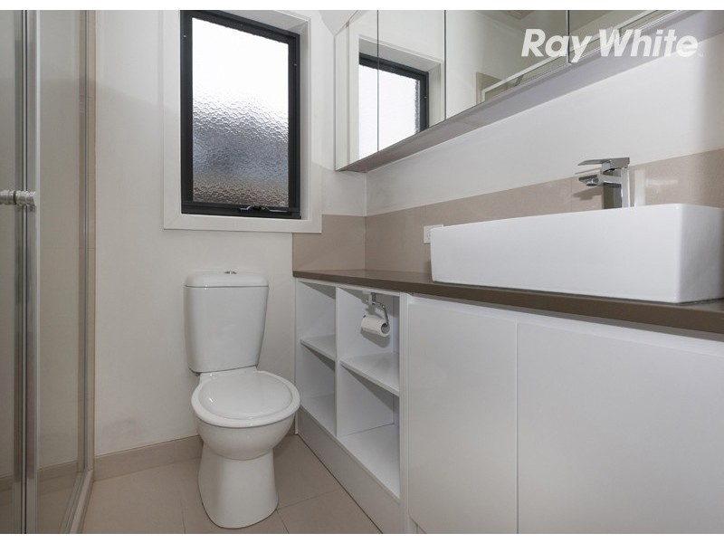 4/147 Purinuan Road, Reservoir VIC 3073