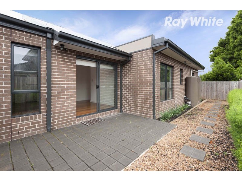 4/147 Purinuan Road, Reservoir VIC 3073