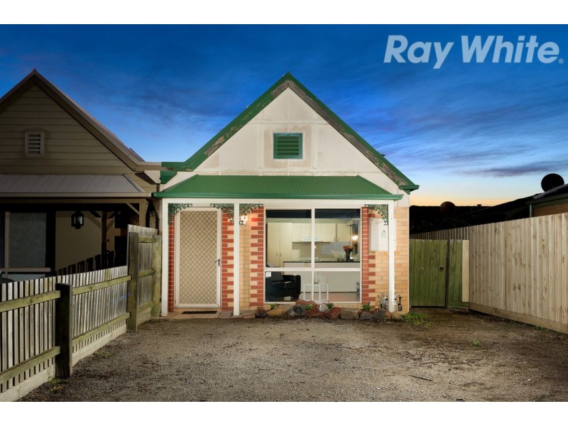 14 Tristan Court, Hadfield VIC 3046