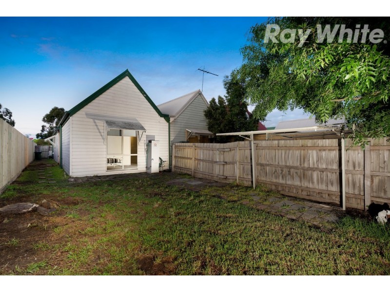 14 Tristan Court, Hadfield VIC 3046