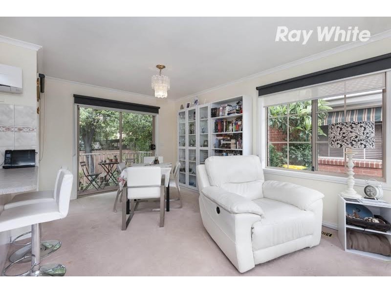 3/33 Purinuan Road, Reservoir VIC 3073