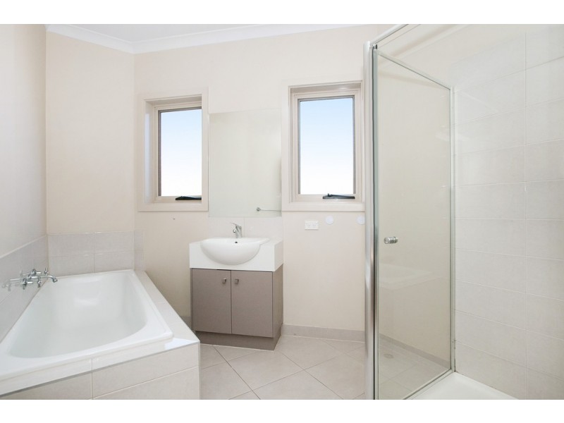 3/6 Kellerher Street, Lalor VIC 3075