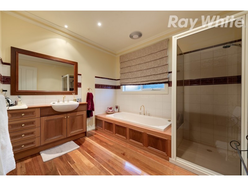 6 Penrose Court, Mill Park VIC 3082