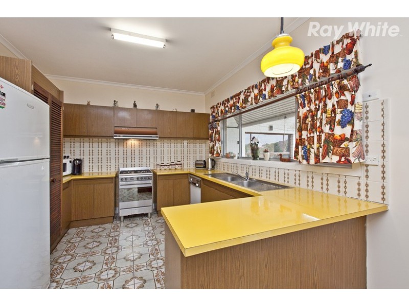 14 Currajong Street, Thomastown VIC 3074