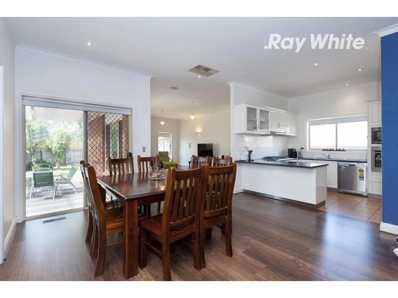55 Allwyn Crescent, Mill Park VIC 3082