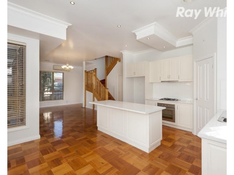 1/65 Cabernet Crescent, Bundoora VIC 3083