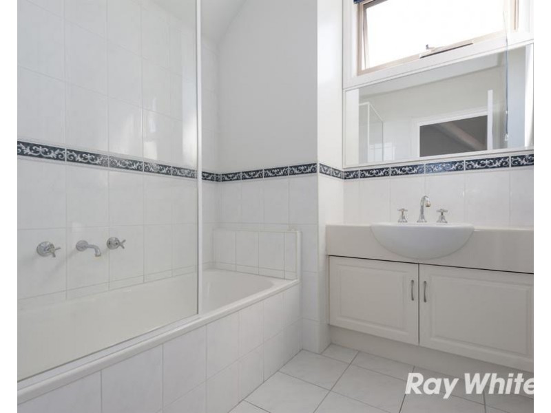 1/65 Cabernet Crescent, Bundoora VIC 3083