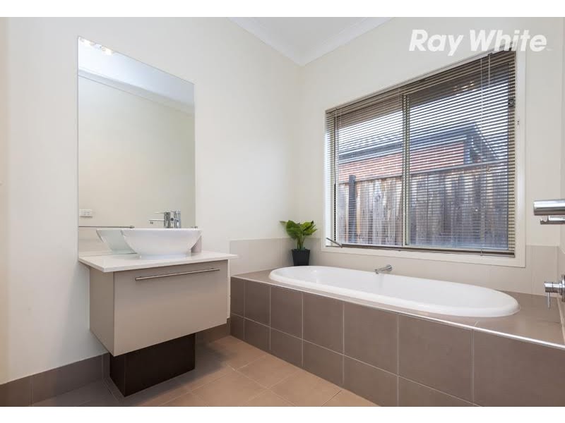 22 Treehaven Way, Doreen VIC 3754