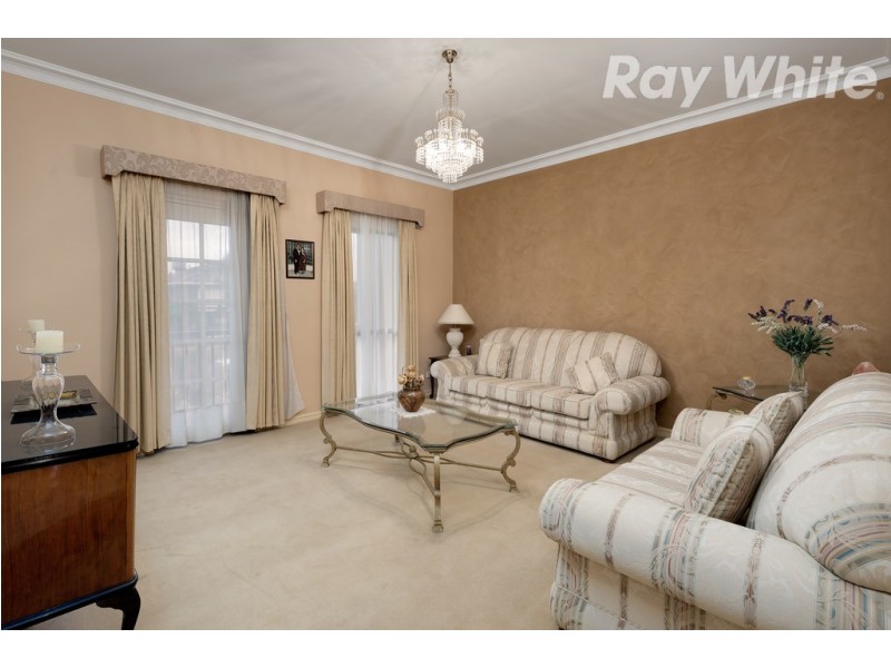 9 Linton Drive, Thomastown VIC 3074