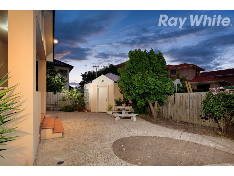 9 Linton Drive, Thomastown VIC 3074