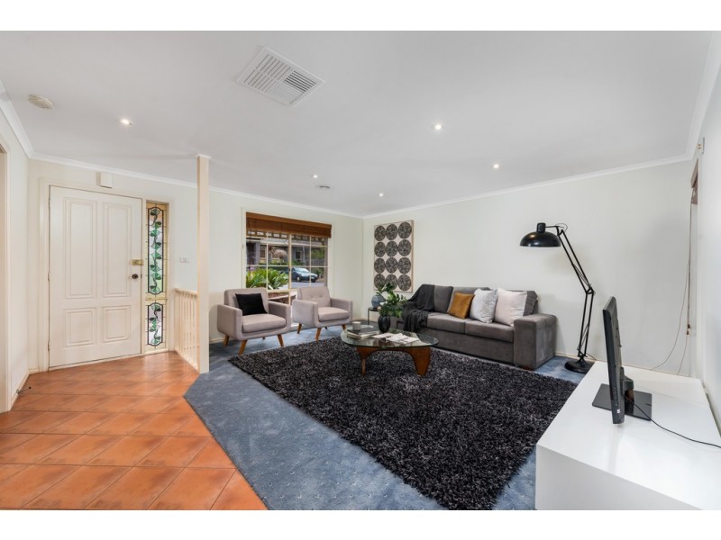 2 Whitegum Way, Bundoora VIC 3083