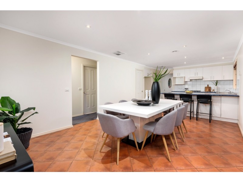 2 Whitegum Way, Bundoora VIC 3083