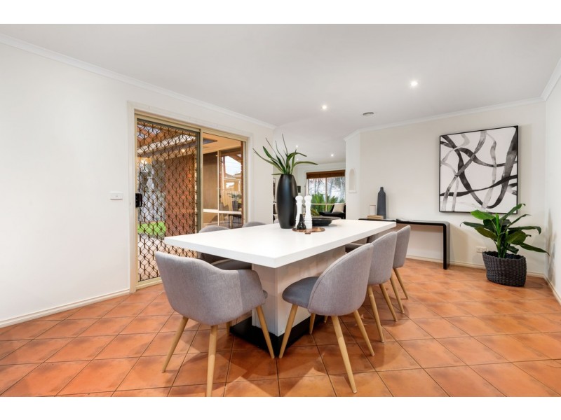 2 Whitegum Way, Bundoora VIC 3083