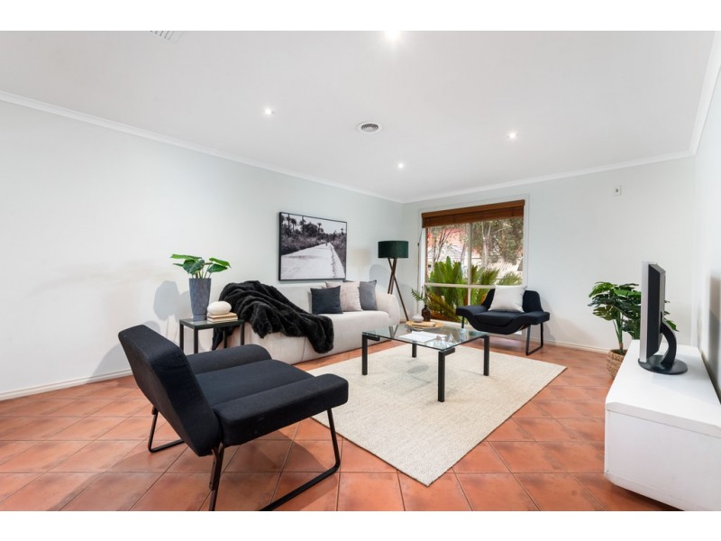 2 Whitegum Way, Bundoora VIC 3083