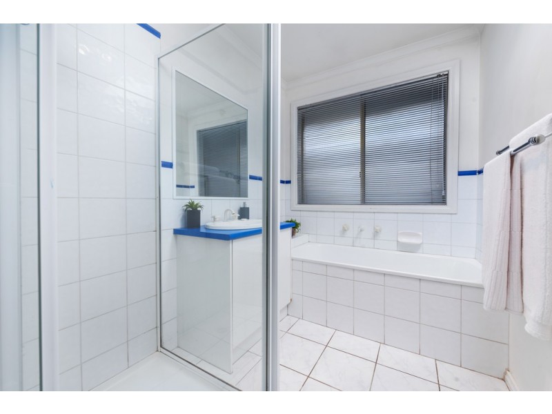 2 Whitegum Way, Bundoora VIC 3083