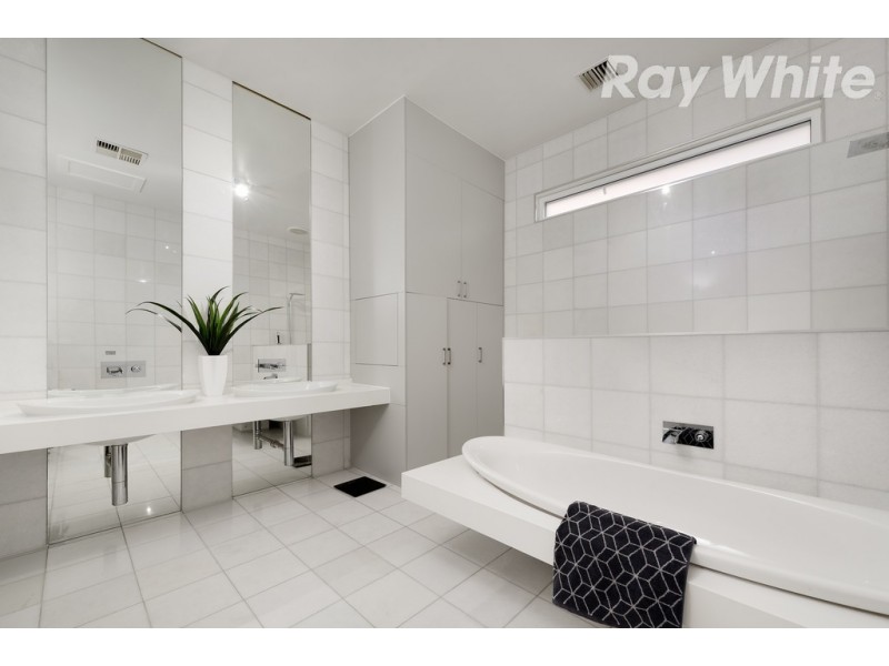 56 Vine Street, Moonee Ponds VIC 3039