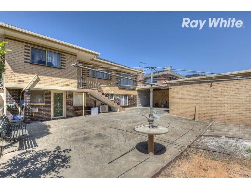 80 The Fairway, Kingsbury VIC 3083