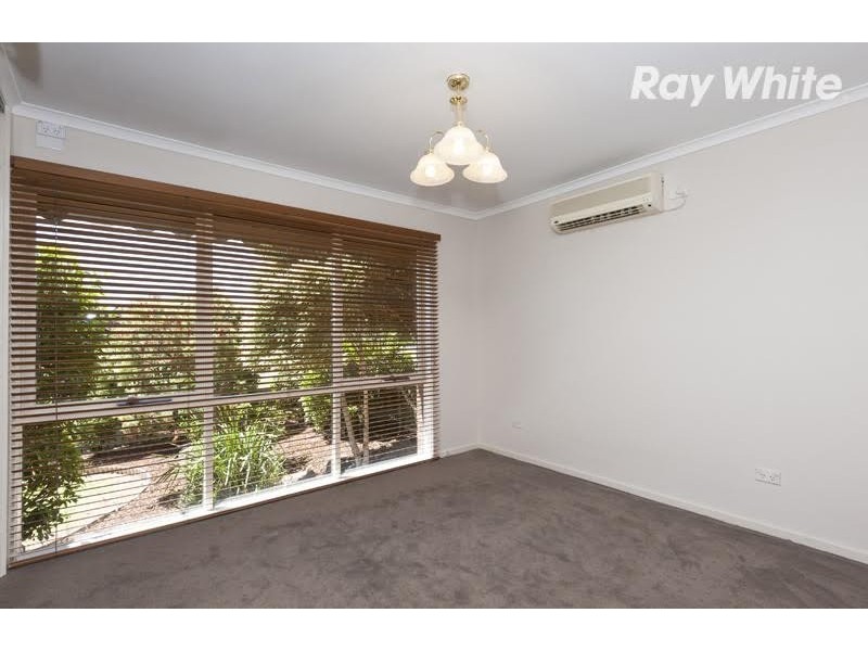35 Kurrajong Crescent, Watsonia North VIC 3087