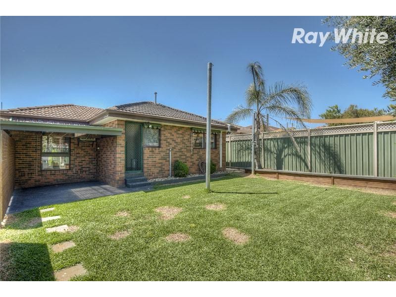 35 Kurrajong Crescent, Watsonia North VIC 3087