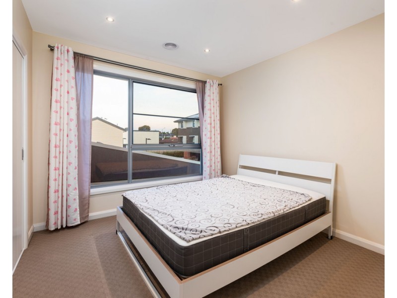 6 Kokoda Street, Heidelberg West VIC 3081