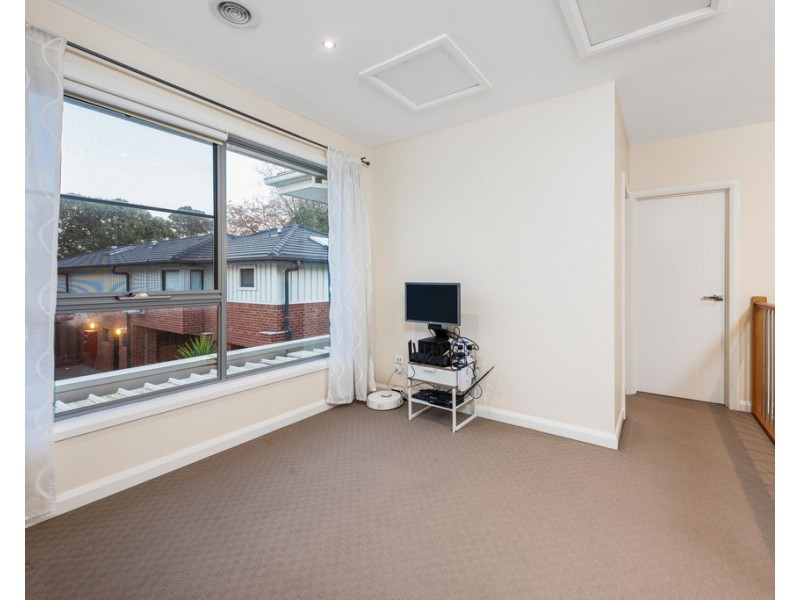 6 Kokoda Street, Heidelberg West VIC 3081