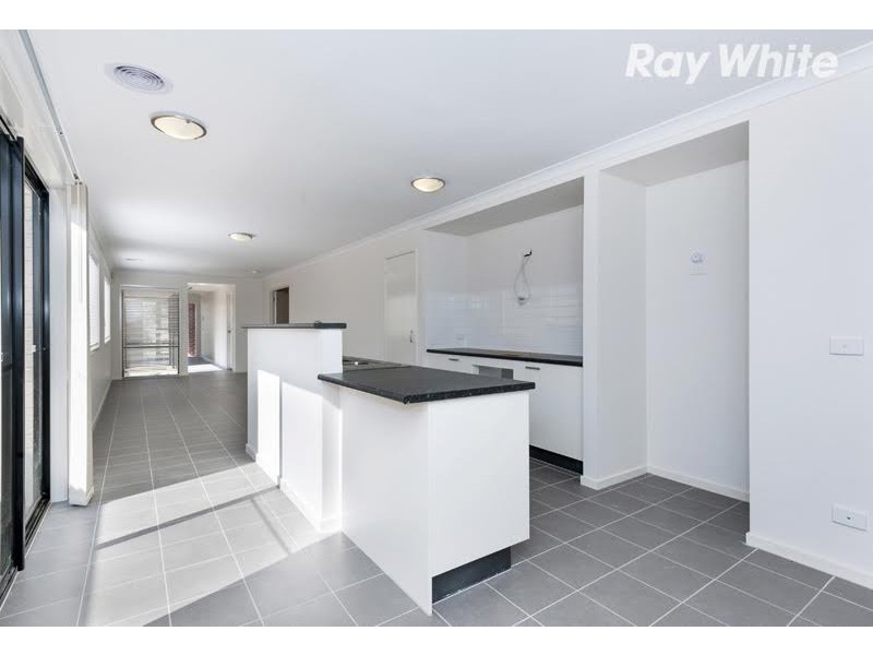 114 Eminence Boulevard, Doreen VIC 3754