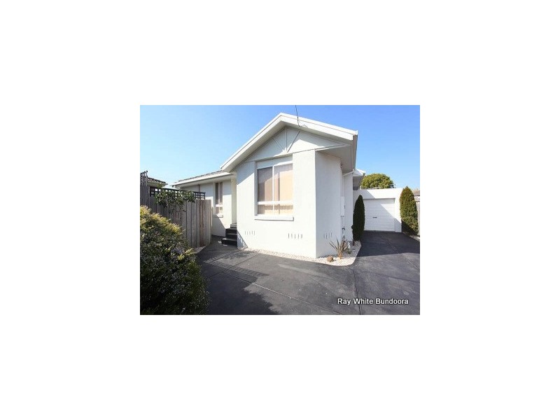 2/112 Mount View Road, Lalor VIC 3075