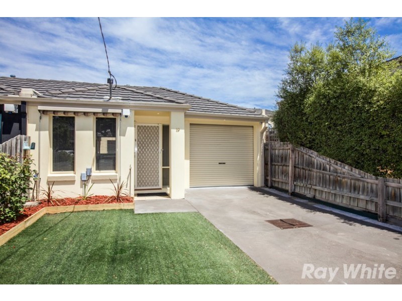 19 The Fairway, Kingsbury VIC 3083