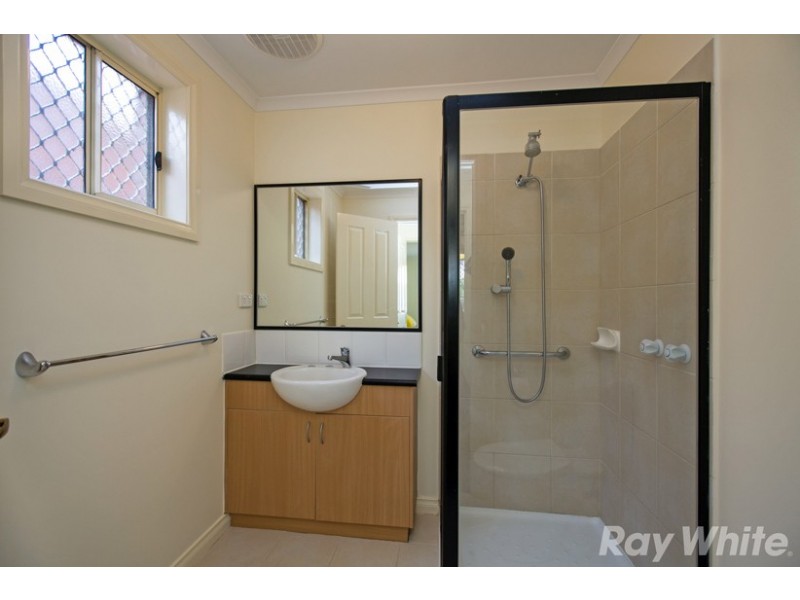 19 The Fairway, Kingsbury VIC 3083