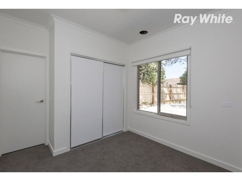 4/13 Paschke Crescent, Lalor VIC 3075