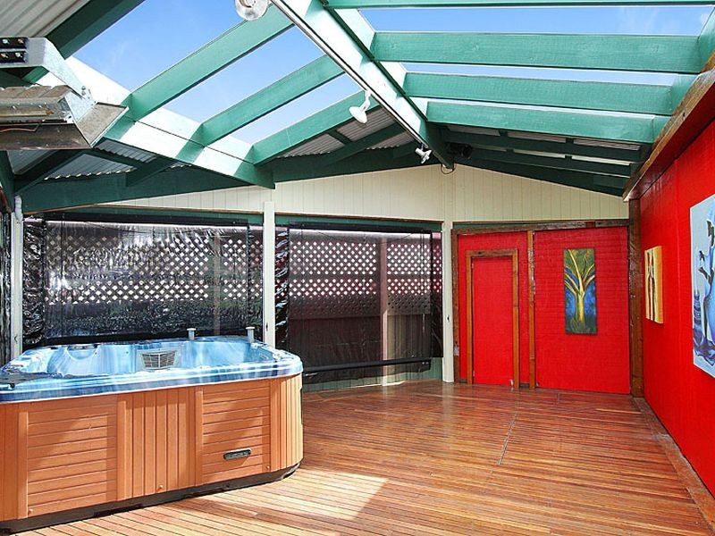 3 Redfield Court, Mill Park VIC 3082