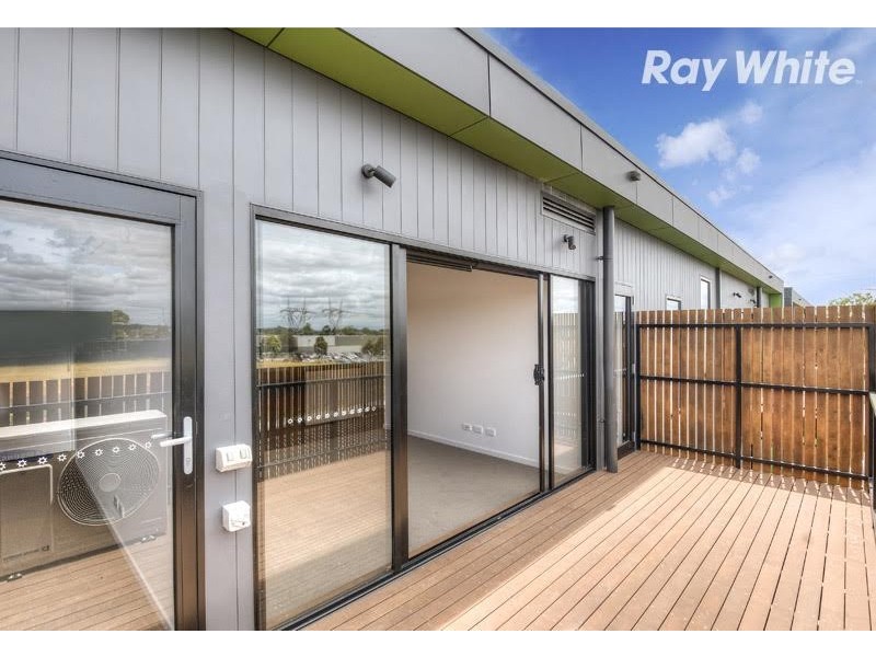 205/30 Oleander Drive, Mill Park VIC 3082