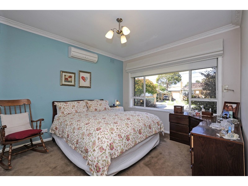 19 Meakin Street, Watsonia North VIC 3087