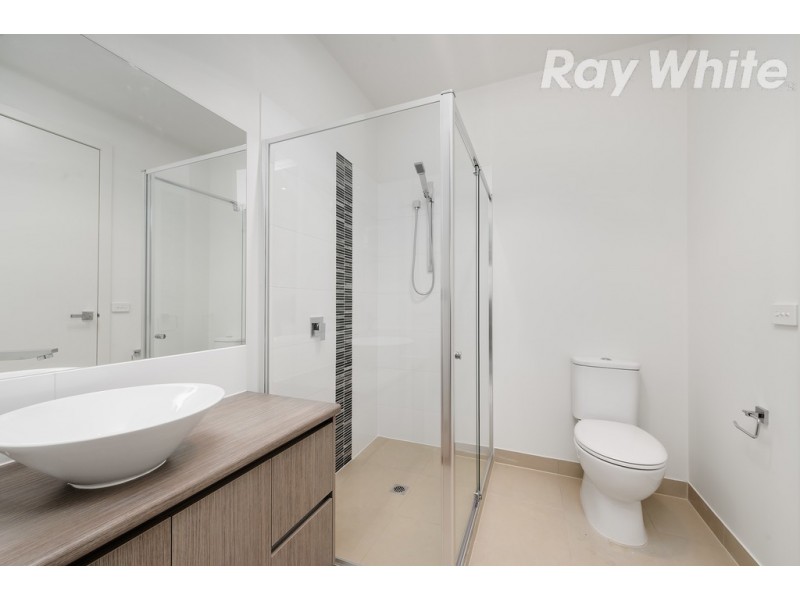 2/70 Noorong Avenue, Bundoora VIC 3083