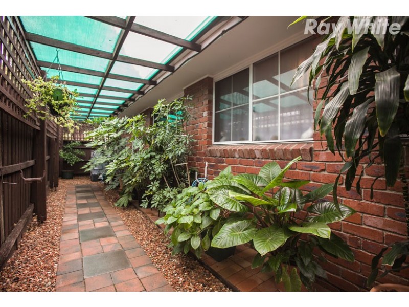 14 Norwood Road, Mill Park VIC 3082